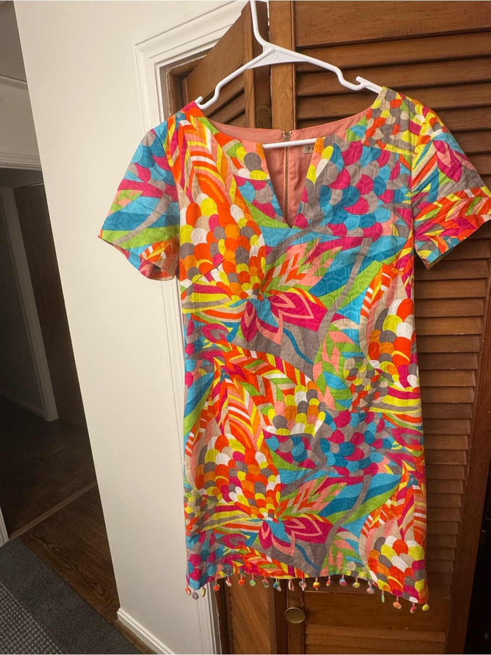 Trina Turk Vibrant Multicolor Short Sleeve Shift Dress with Fringe Border Size 4